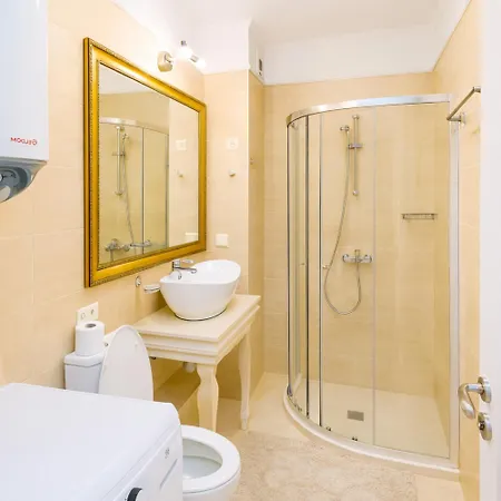 Harmony Grand 15-109 Private Appartement *