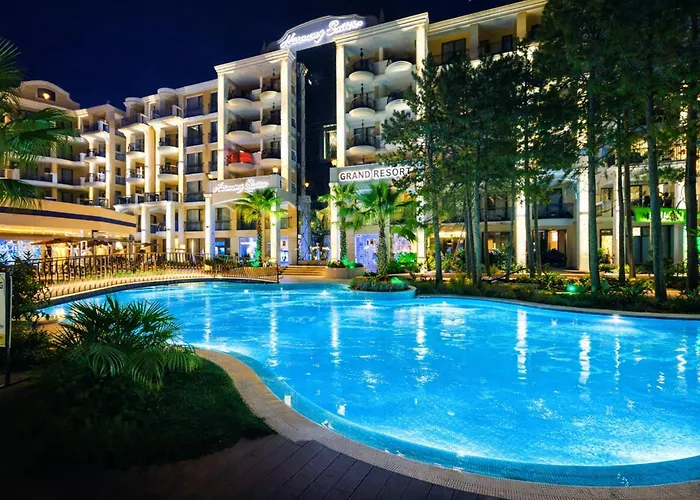 Harmony Grand Resort-15 Private ساني بيتش